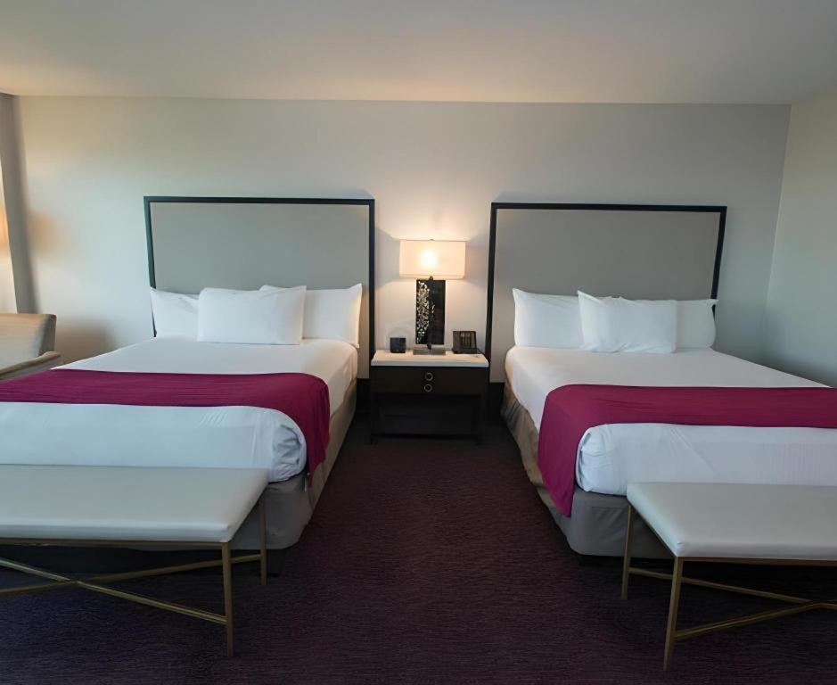 Suncoast And Casino Resort 4*