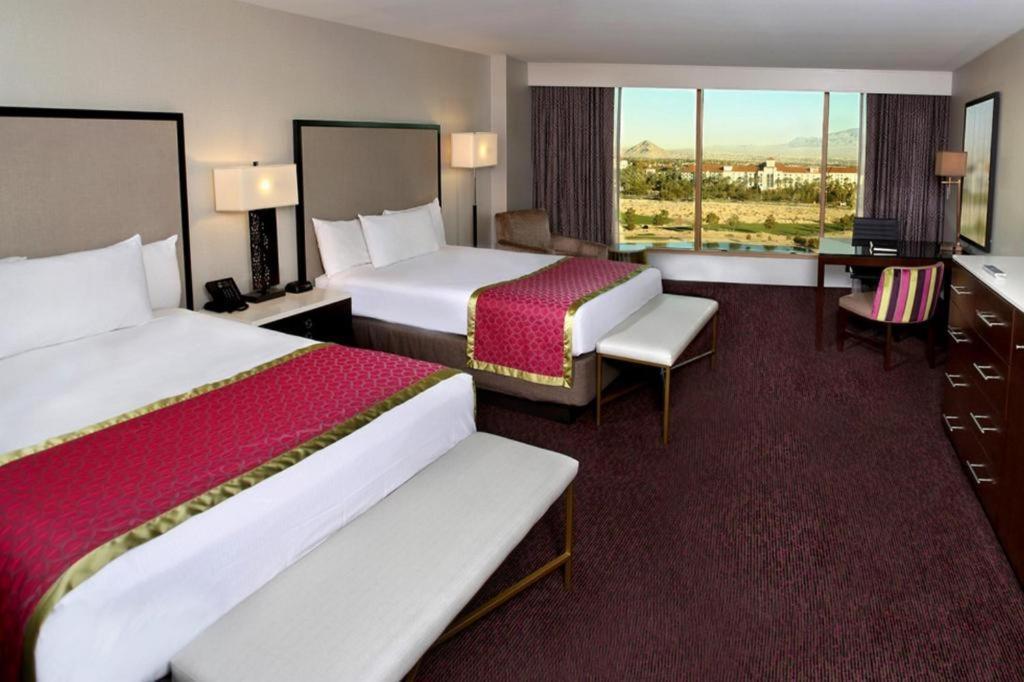 Suncoast And Casino