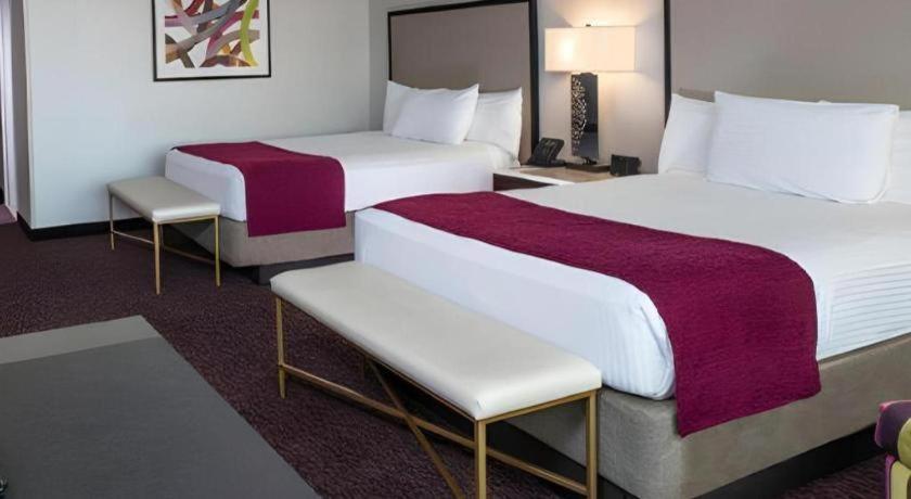 Suncoast And Casino Resort Las Vegas