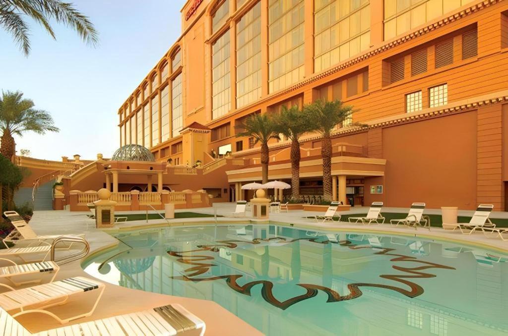Suncoast And Casino