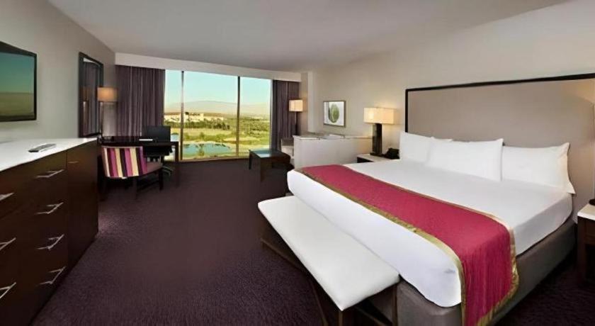 Suncoast And Casino Resort