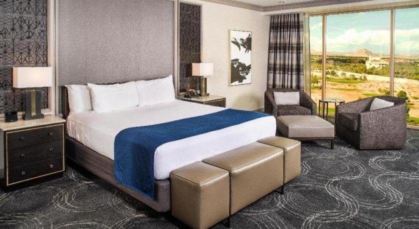Suncoast And Casino Resort Las Vegas