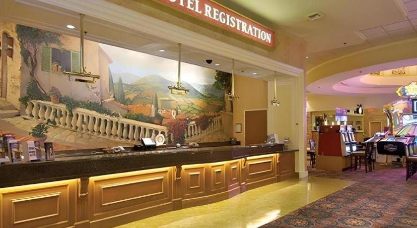 Resort Suncoast And Casino 4*